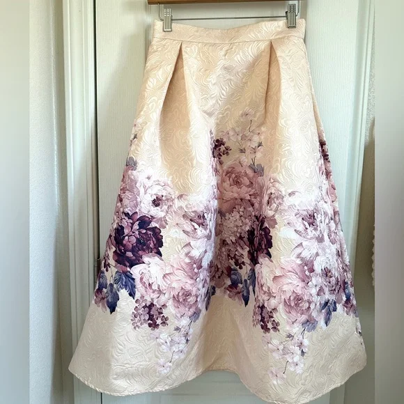 Chicwish Lavender Peony Embossed Midi Skirt - Picture 3 of 6